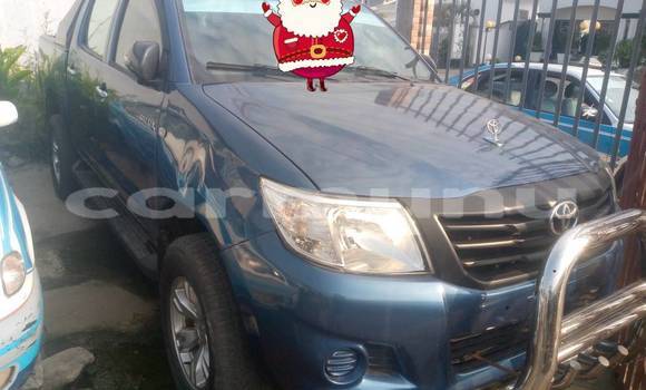 Buy Used Toyota Hilux Blue Car in Brazzaville in Municipality of Brazzaville Buy Used Toyota Hilux Blue Car in Brazzaville in Municipality of Brazzaville