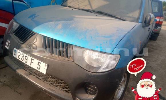 Buy Used Mitsubishi L200 Blue Car in Brazzaville in Municipality of Brazzaville Buy Used Mitsubishi L200 Blue Car in Brazzaville in Municipality of Brazzaville