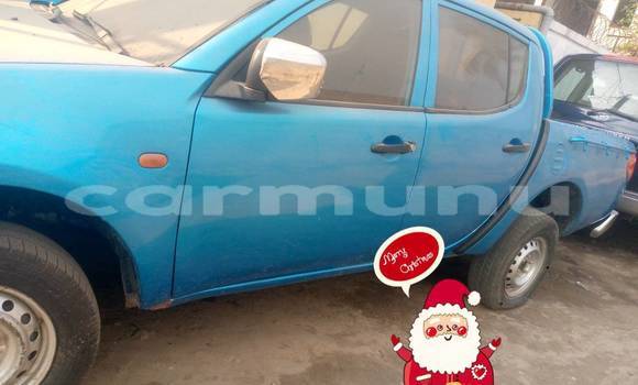 Buy Used Mitsubishi L200 Blue Car in Brazzaville in Municipality of Brazzaville Buy Used Mitsubishi L200 Blue Car in Brazzaville in Municipality of Brazzaville