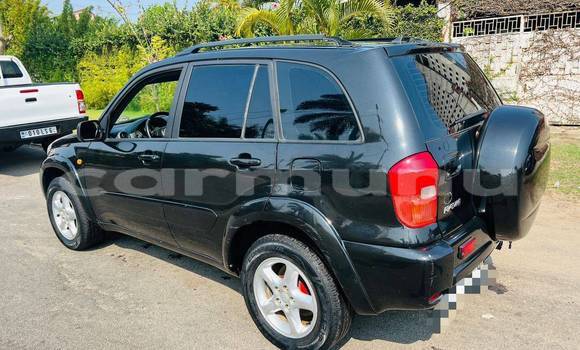 Acheter Occasion Voiture Toyota RAV4 Noir à Brazzaville, Commune de Brazzaville Acheter Occasion Voiture Toyota RAV4 Noir à Brazzaville, Commune de Brazzaville