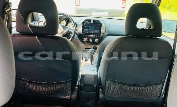 Acheter Occasion Voiture Toyota RAV4 Noir à Brazzaville, Commune de Brazzaville Acheter Occasion Voiture Toyota RAV4 Noir à Brazzaville, Commune de Brazzaville