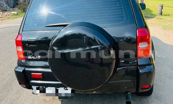 Acheter Occasion Voiture Toyota RAV4 Noir à Brazzaville, Commune de Brazzaville Acheter Occasion Voiture Toyota RAV4 Noir à Brazzaville, Commune de Brazzaville