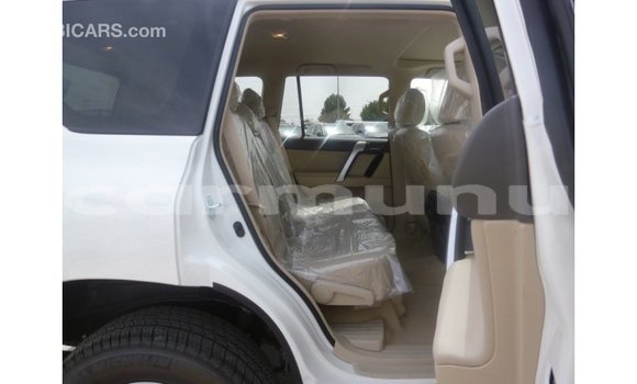 Acheter Import Voiture Toyota Prado Blanc à Import - Dubai, Région de la Bouenza Acheter Import Voiture Toyota Prado Blanc à Import - Dubai, Région de la Bouenza