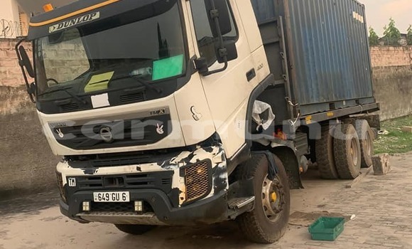 Acheter Occasion Voiture Volvo 240 Series Autre à Brazzaville, Commune de Brazzaville