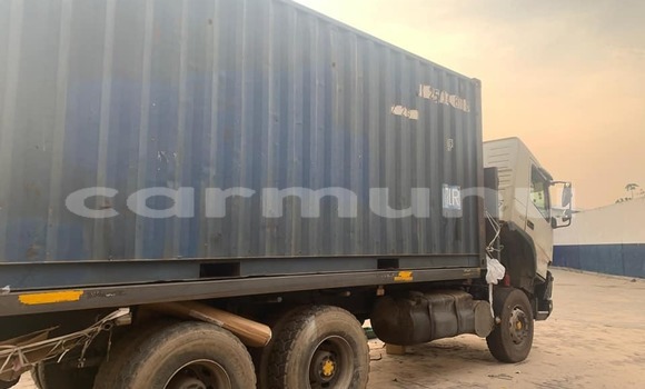 Acheter Occasion Voiture Volvo 240 Series Autre à Brazzaville, Commune de Brazzaville Acheter Occasion Voiture Volvo 240 Series Autre à Brazzaville, Commune de Brazzaville