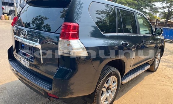 Acheter Occasion Voiture Toyota Highlander Noir à Brazzaville, Commune de Brazzaville Acheter Occasion Voiture Toyota Highlander Noir à Brazzaville, Commune de Brazzaville