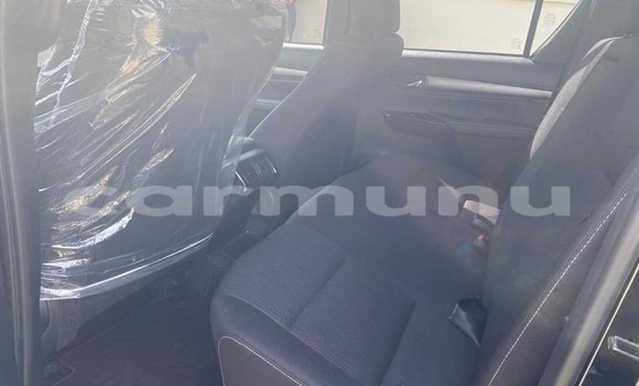 Acheter Occasion Voiture Toyota Hilux Noir à Brazzaville, Commune de Brazzaville Acheter Occasion Voiture Toyota Hilux Noir à Brazzaville, Commune de Brazzaville