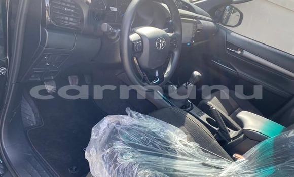 Acheter Occasion Voiture Toyota Hilux Noir à Brazzaville, Commune de Brazzaville Acheter Occasion Voiture Toyota Hilux Noir à Brazzaville, Commune de Brazzaville