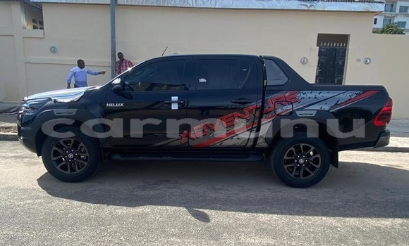 Acheter Occasion Voiture Toyota Hilux Noir à Brazzaville, Commune de Brazzaville Acheter Occasion Voiture Toyota Hilux Noir à Brazzaville, Commune de Brazzaville