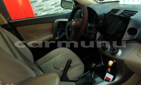 Acheter Occasion Voiture Toyota RAV4 Rouge à Brazzaville, Commune de Brazzaville Acheter Occasion Voiture Toyota RAV4 Rouge à Brazzaville, Commune de Brazzaville