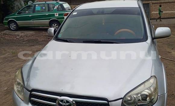 Acheter Occasion Voiture Toyota RAV4 Autre à Brazzaville, Commune de Brazzaville Acheter Occasion Voiture Toyota RAV4 Autre à Brazzaville, Commune de Brazzaville