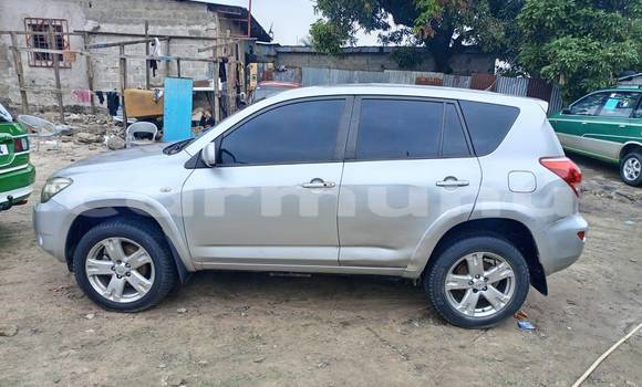 Acheter Occasion Voiture Toyota RAV4 Autre à Brazzaville, Commune de Brazzaville Acheter Occasion Voiture Toyota RAV4 Autre à Brazzaville, Commune de Brazzaville
