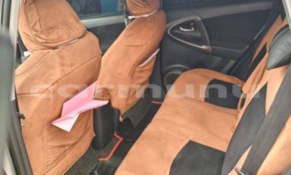 Acheter Occasion Voiture Toyota RAV4 Autre à Brazzaville, Commune de Brazzaville Acheter Occasion Voiture Toyota RAV4 Autre à Brazzaville, Commune de Brazzaville