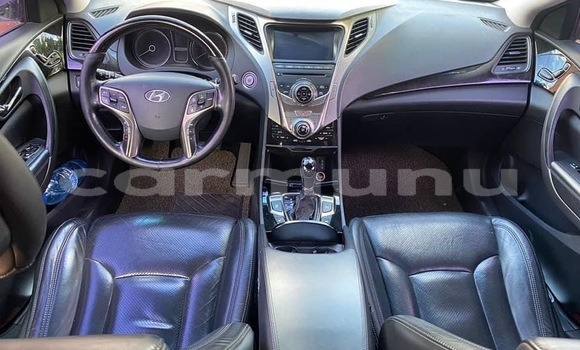 Acheter Neuf Voiture Hyundai Grandeur Noir à Brazzaville, Commune de Brazzaville Acheter Neuf Voiture Hyundai Grandeur Noir à Brazzaville, Commune de Brazzaville