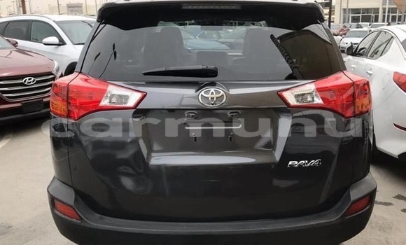 Acheter Occasion Voiture Toyota RAV4 Blanc à Brazzaville, Commune de Brazzaville Acheter Occasion Voiture Toyota RAV4 Blanc à Brazzaville, Commune de Brazzaville