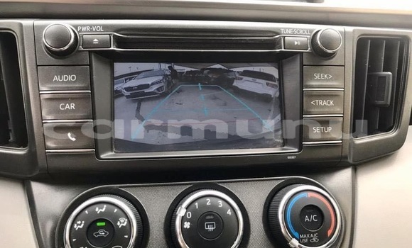 Acheter Occasion Voiture Toyota RAV4 Blanc à Brazzaville, Commune de Brazzaville Acheter Occasion Voiture Toyota RAV4 Blanc à Brazzaville, Commune de Brazzaville