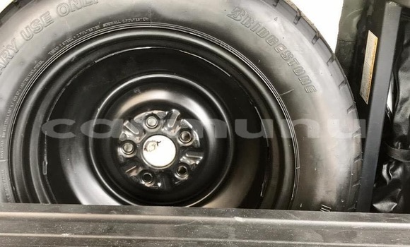 Acheter Occasion Voiture Toyota RAV4 Blanc à Brazzaville, Commune de Brazzaville Acheter Occasion Voiture Toyota RAV4 Blanc à Brazzaville, Commune de Brazzaville