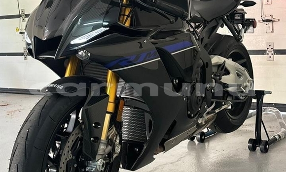 Buy Used Yamaha YZF Black Bike in Brazzaville in Municipality of Brazzaville
