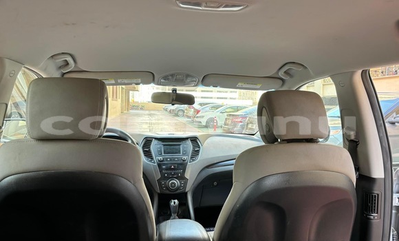 Acheter Occasion Voiture Hyundai Santa Fe Gris à Brazzaville, Commune de Brazzaville Acheter Occasion Voiture Hyundai Santa Fe Gris à Brazzaville, Commune de Brazzaville