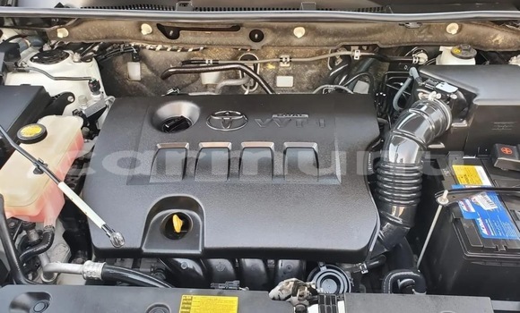 Acheter Occasion Voiture Toyota RAV4 Blanc à Brazzaville, Commune de Brazzaville Acheter Occasion Voiture Toyota RAV4 Blanc à Brazzaville, Commune de Brazzaville