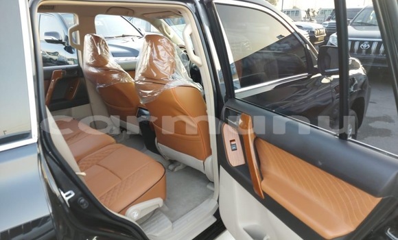 Buy Used Toyota Prado Black Car in Brazzaville in Municipality of Brazzaville Buy Used Toyota Prado Black Car in Brazzaville in Municipality of Brazzaville