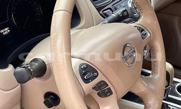 Buy Used Nissan Pathfinder White Car in Brazzaville in Municipality of Brazzaville Buy Used Nissan Pathfinder White Car in Brazzaville in Municipality of Brazzaville