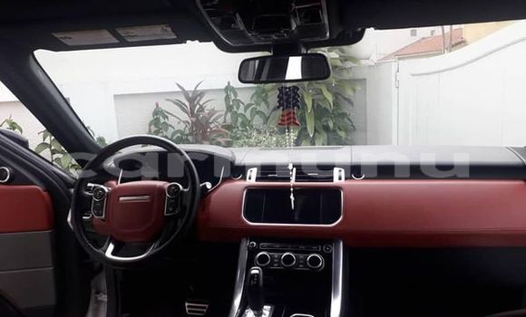 Buy Used Range Rover Range Rover White Car in Brazzaville in Municipality of Brazzaville Buy Used Range Rover Range Rover White Car in Brazzaville in Municipality of Brazzaville