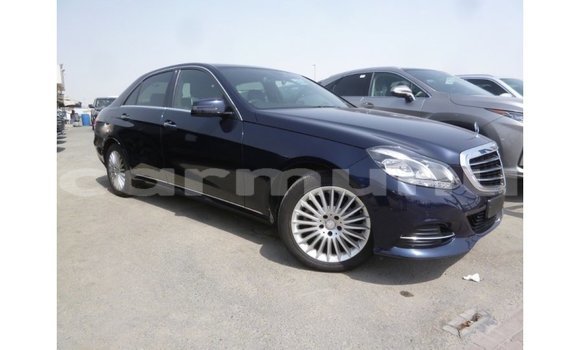 Buy Import Mercedes-Benz 200 Blue Car in Import - Dubai in Region of Bouenza Buy Import Mercedes-Benz 200 Blue Car in Import - Dubai in Region of Bouenza