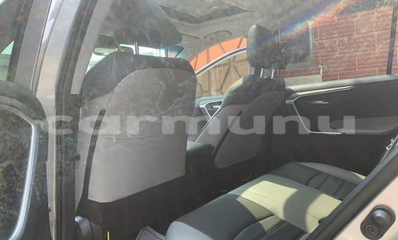 Buy Used Toyota RAV4 Beige Car in Brazzaville in Municipality of Brazzaville Buy Used Toyota RAV4 Beige Car in Brazzaville in Municipality of Brazzaville