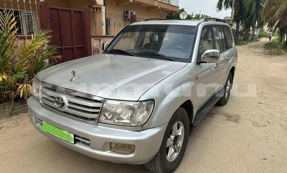 Buy Used Toyota Land Cruiser Beige Car in Brazzaville in Municipality of Brazzaville Buy Used Toyota Land Cruiser Beige Car in Brazzaville in Municipality of Brazzaville