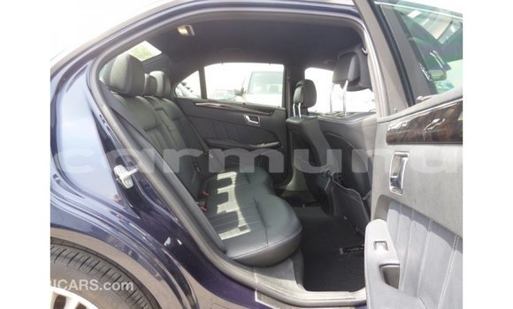 Buy Import Mercedes-Benz 200 Blue Car in Import - Dubai in Region of Bouenza Buy Import Mercedes-Benz 200 Blue Car in Import - Dubai in Region of Bouenza