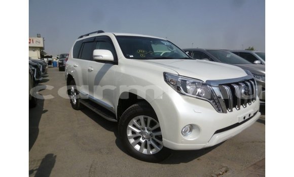 Acheter Import Voiture Toyota Prado Blanc à Import - Dubai, Région de la Bouenza Acheter Import Voiture Toyota Prado Blanc à Import - Dubai, Région de la Bouenza