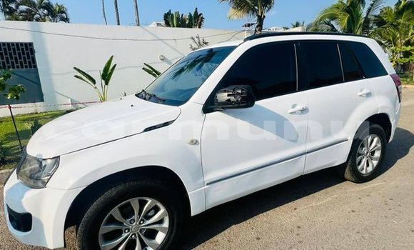 Acheter Occasion Voiture Suzuki Grand Vitara Blanc à Brazzaville, Commune de Brazzaville Acheter Occasion Voiture Suzuki Grand Vitara Blanc à Brazzaville, Commune de Brazzaville