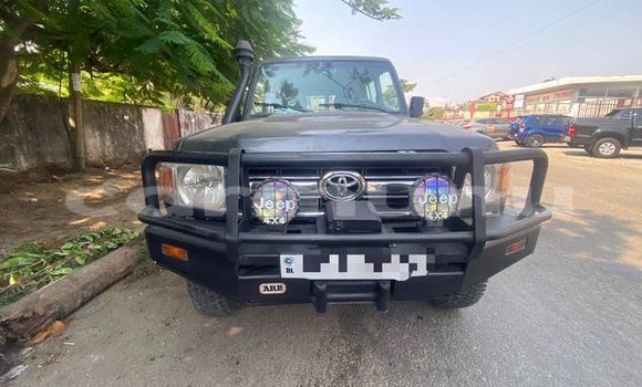 Acheter Occasion Voiture Toyota Land Cruiser Gris à Pointe–Noire, Région du Kouilou Acheter Occasion Voiture Toyota Land Cruiser Gris à Pointe–Noire, Région du Kouilou