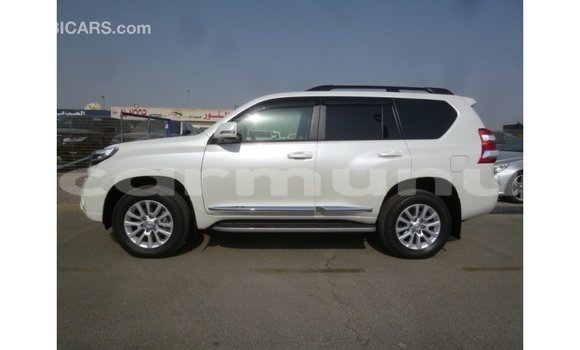 Acheter Import Voiture Toyota Prado Blanc à Import - Dubai, Région de la Bouenza Acheter Import Voiture Toyota Prado Blanc à Import - Dubai, Région de la Bouenza