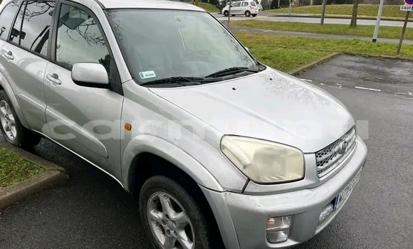 Acheter Occasion Voiture Toyota RAV4 Autre à Brazzaville, Commune de Brazzaville Acheter Occasion Voiture Toyota RAV4 Autre à Brazzaville, Commune de Brazzaville