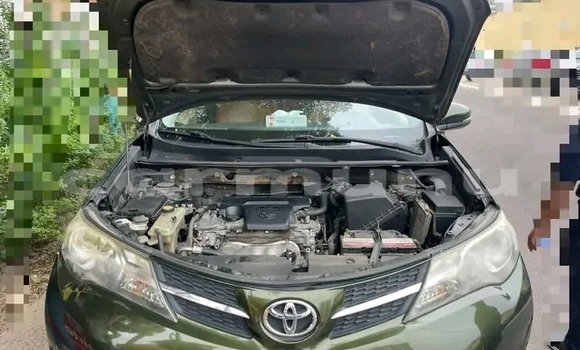 Acheter Occasion Voiture Toyota RAV4 Noir à Brazzaville, Commune de Brazzaville Acheter Occasion Voiture Toyota RAV4 Noir à Brazzaville, Commune de Brazzaville