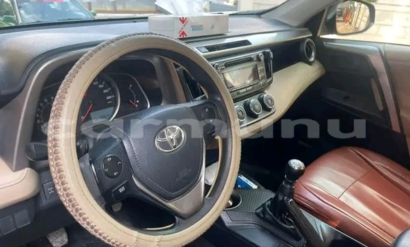 Acheter Occasion Voiture Toyota RAV4 Noir à Brazzaville, Commune de Brazzaville Acheter Occasion Voiture Toyota RAV4 Noir à Brazzaville, Commune de Brazzaville