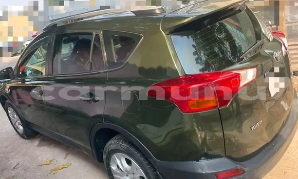 Acheter Occasion Voiture Toyota RAV4 Noir à Brazzaville, Commune de Brazzaville Acheter Occasion Voiture Toyota RAV4 Noir à Brazzaville, Commune de Brazzaville