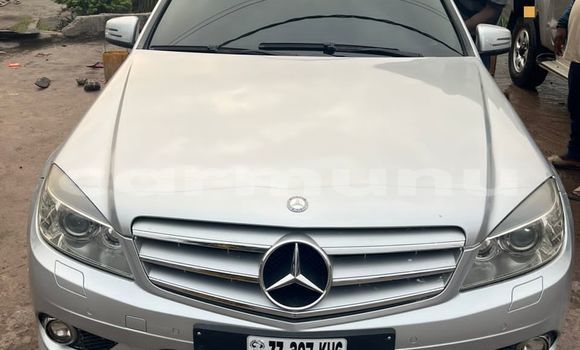 Acheter Neuf Voiture Mercedes Viano Gris à Brazzaville, Commune de Brazzaville