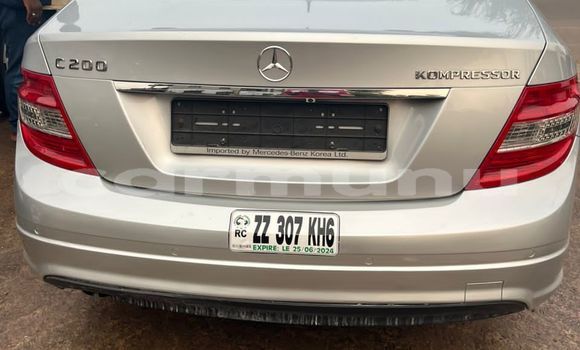 Acheter Neuf Voiture Mercedes Viano Gris à Brazzaville, Commune de Brazzaville Acheter Neuf Voiture Mercedes Viano Gris à Brazzaville, Commune de Brazzaville