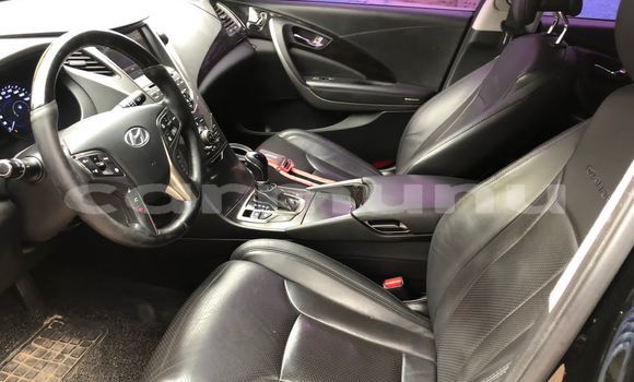 Acheter Neuf Voiture Hyundai Grandeur Noir à Brazzaville, Commune de Brazzaville Acheter Neuf Voiture Hyundai Grandeur Noir à Brazzaville, Commune de Brazzaville