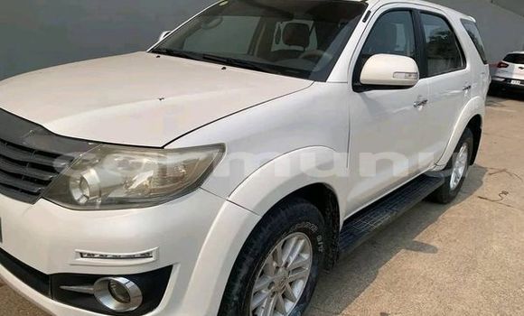 Acheter Occasion Voiture Toyota Fortuner Autre à Brazzaville, Commune de Brazzaville Acheter Occasion Voiture Toyota Fortuner Autre à Brazzaville, Commune de Brazzaville