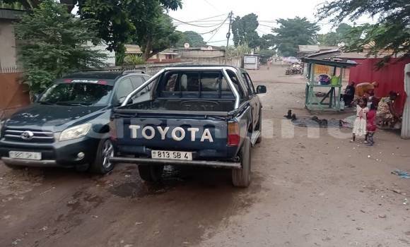 Acheter Occasion Voiture Toyota Hilux Autre à Brazzaville, Commune de Brazzaville Acheter Occasion Voiture Toyota Hilux Autre à Brazzaville, Commune de Brazzaville