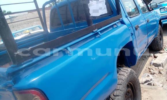 Buy Used Toyota Hilux Blue Car in Brazzaville in Municipality of Brazzaville Buy Used Toyota Hilux Blue Car in Brazzaville in Municipality of Brazzaville
