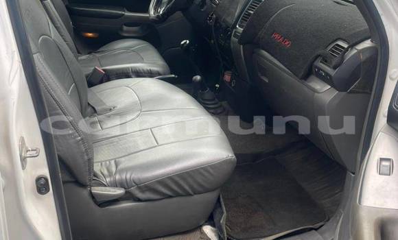 Acheter Occasion Voiture Toyota Prado Blanc à Brazzaville, Commune de Brazzaville Acheter Occasion Voiture Toyota Prado Blanc à Brazzaville, Commune de Brazzaville