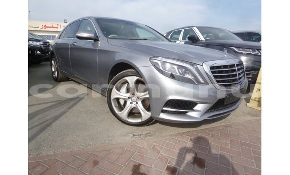 Buy Import Mercedes-Benz 190 Other Car in Import - Dubai in Region of Bouenza Buy Import Mercedes-Benz 190 Other Car in Import - Dubai in Region of Bouenza