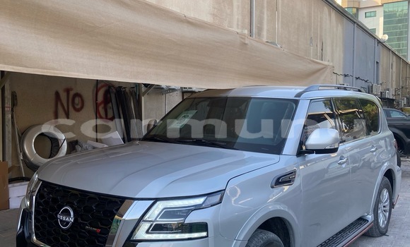 Buy Used Nissan Armada Silver Car in Brazzaville in Municipality of Brazzaville