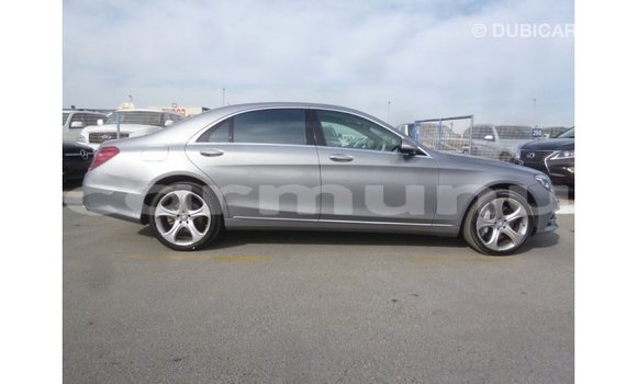 Buy Import Mercedes-Benz 190 Other Car in Import - Dubai in Region of Bouenza Buy Import Mercedes-Benz 190 Other Car in Import - Dubai in Region of Bouenza