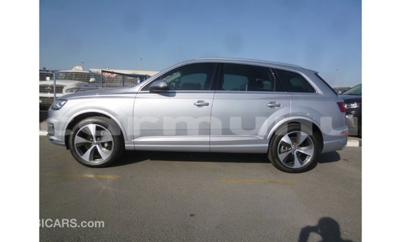 Acheter Import Voiture Audi Q7 Autre à Import - Dubai, Région de la Bouenza Acheter Import Voiture Audi Q7 Autre à Import - Dubai, Région de la Bouenza